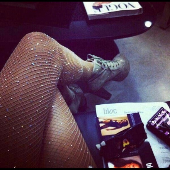 Nude bling rhinestone fishnet hosiery stockings - Picture 5 of 5